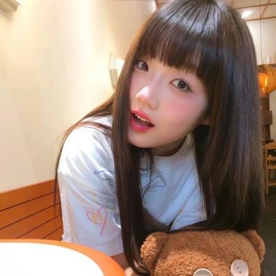 无法触碰的她